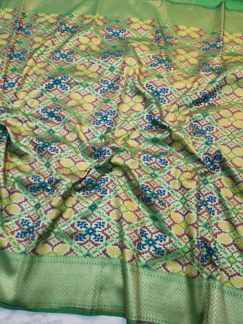Handwoven Green Banarasi Patola Silk Saree