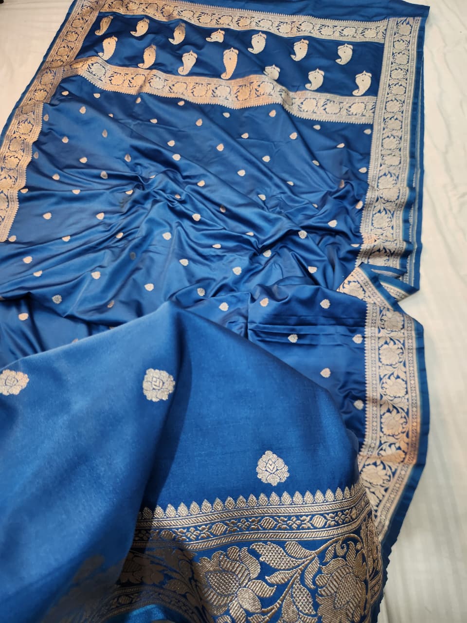 Handwoven Ocean Blue Banarasi Mashru Katan Silk Saree