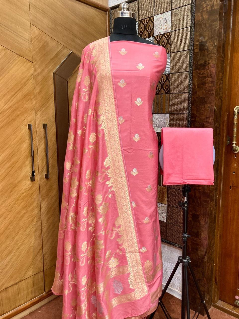 Handwoven Peach Pink Banarasi Soft Silk Suit