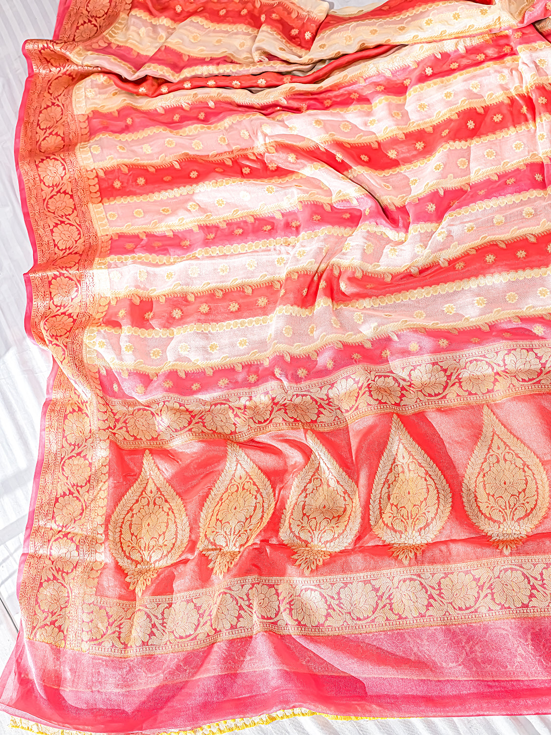 Handwoven Pink Banarasi Pure Chiffon Saree