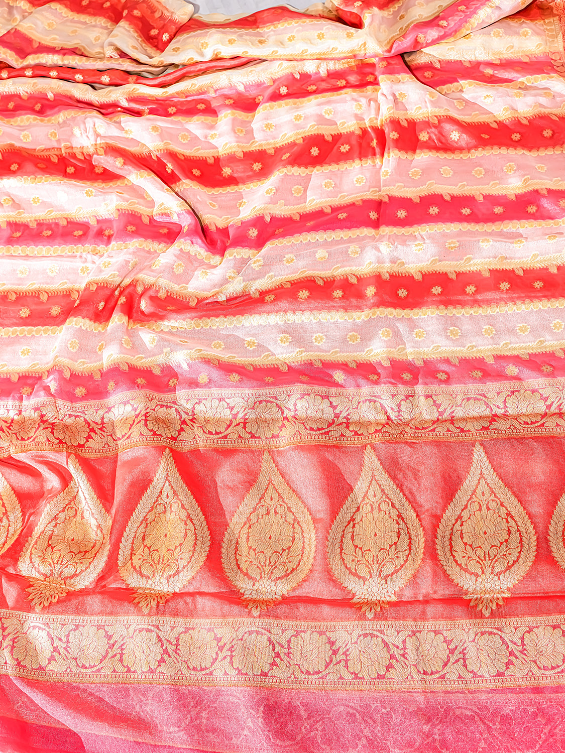 Handwoven Pink Banarasi Pure Chiffon Saree