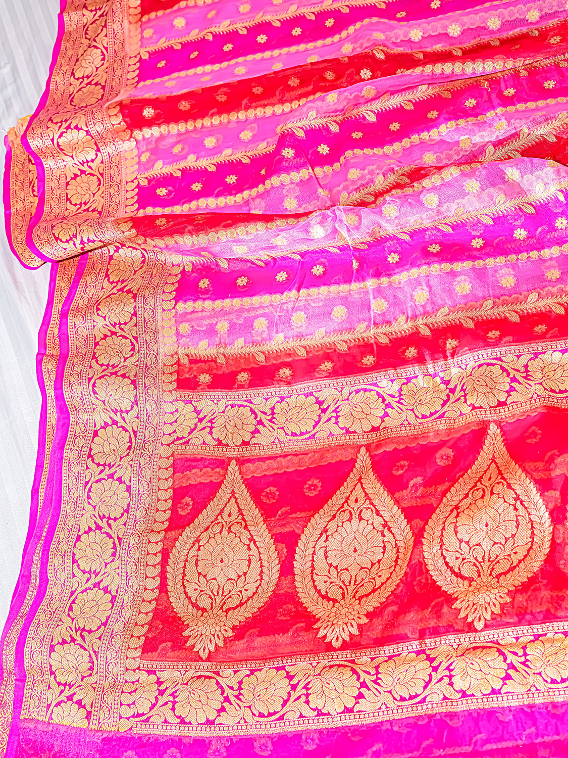 Handwoven Magenta Pink Banarasi Pure Chiffon Saree