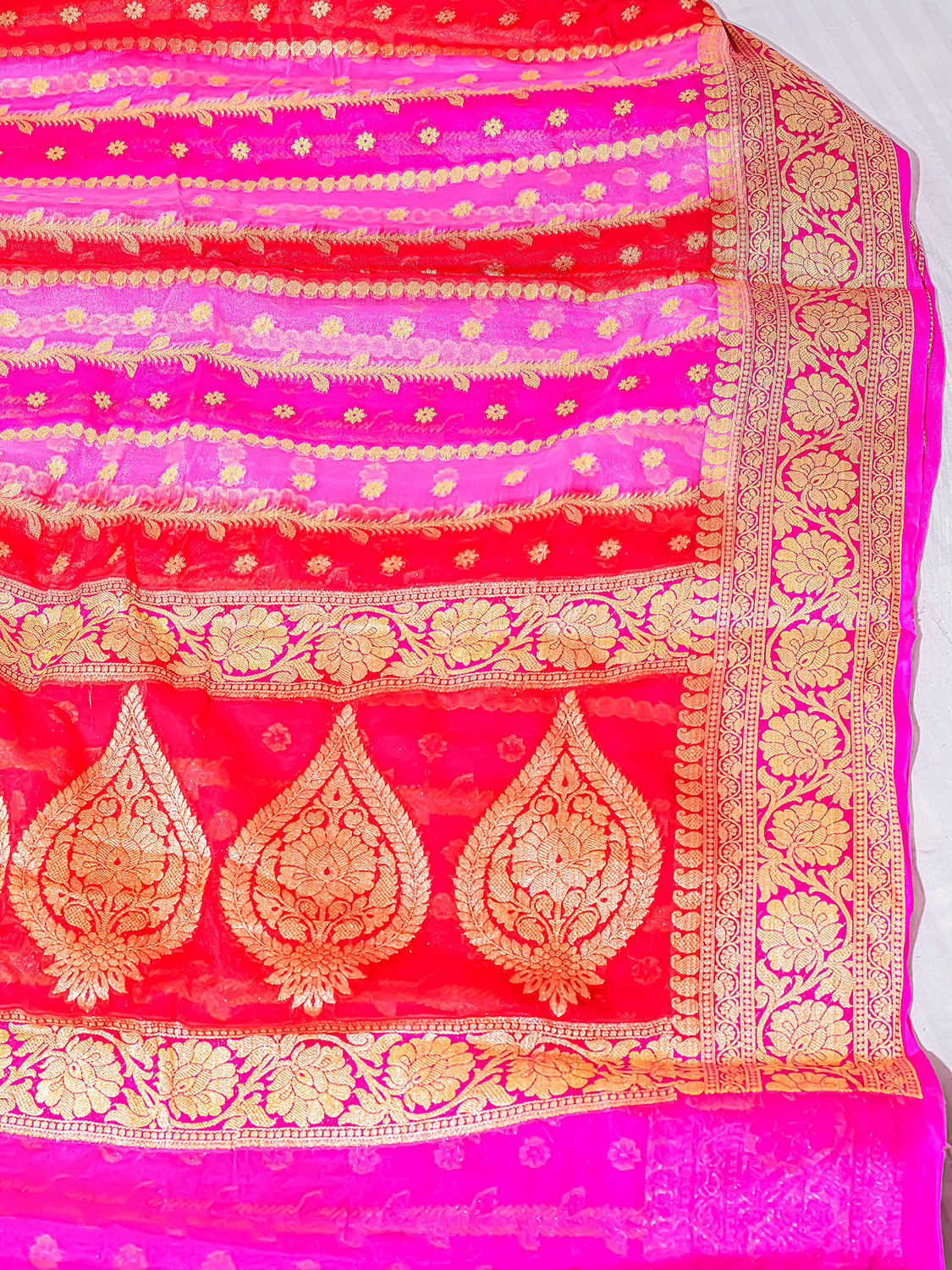 Handwoven Magenta Pink Banarasi Pure Chiffon Saree