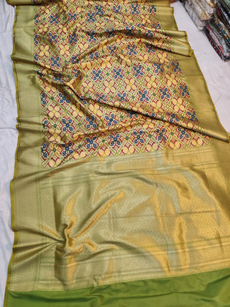 Handwoven Light Green Banarasi Patola Silk Saree