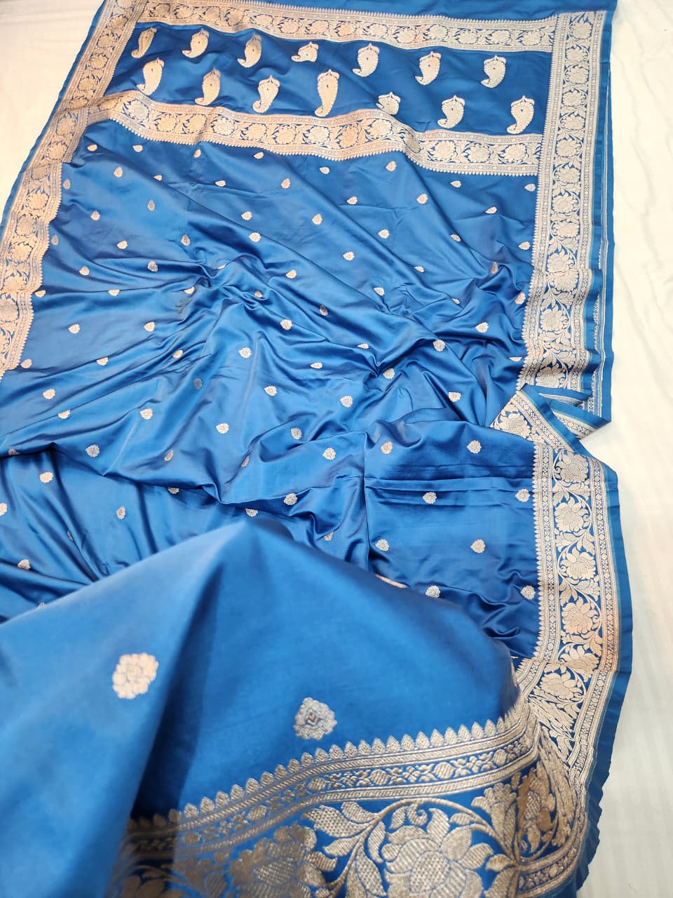 Handwoven Ocean Blue Banarasi Mashru Katan Silk Saree