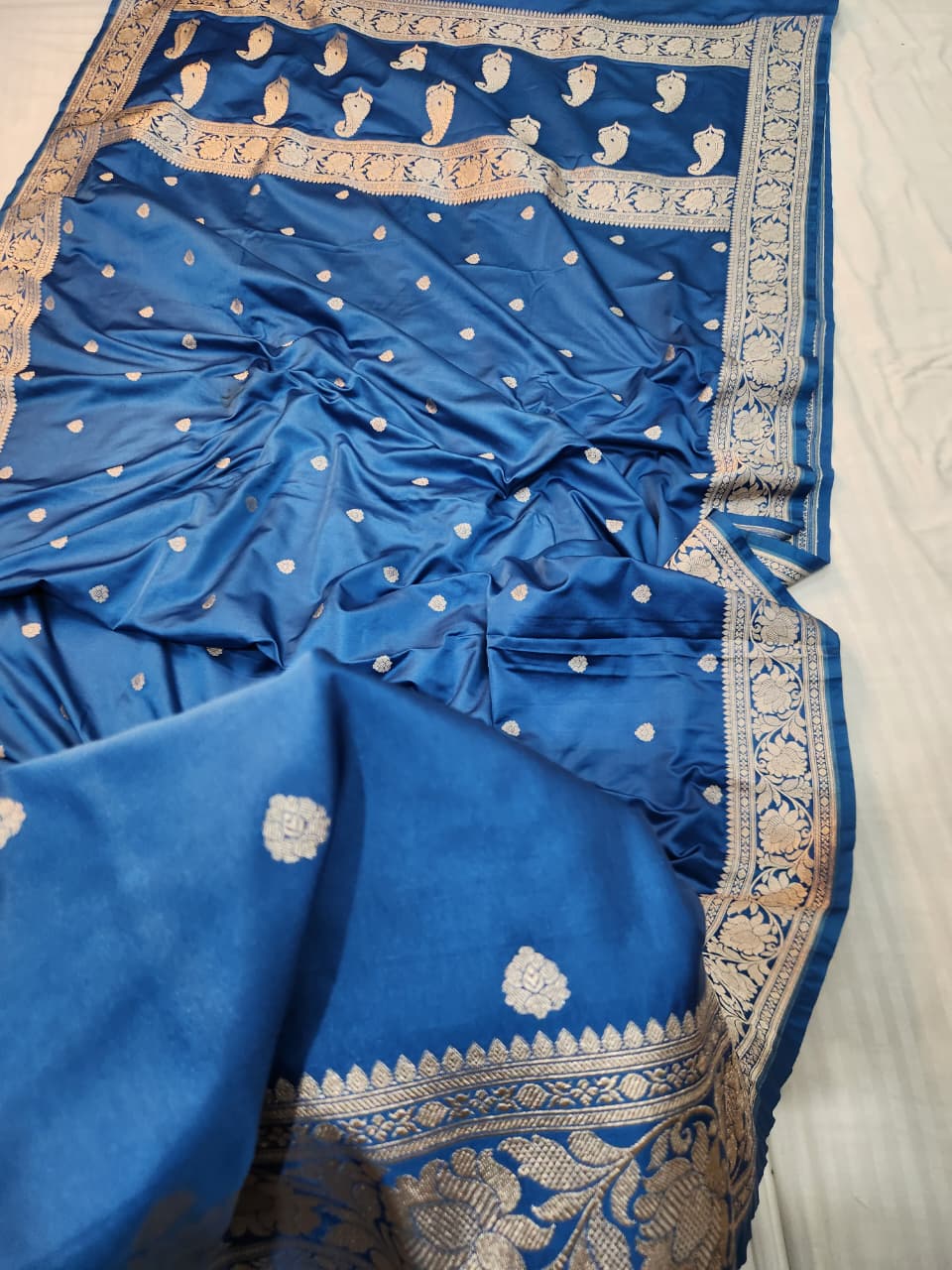 Handwoven Ocean Blue Banarasi Mashru Katan Silk Saree