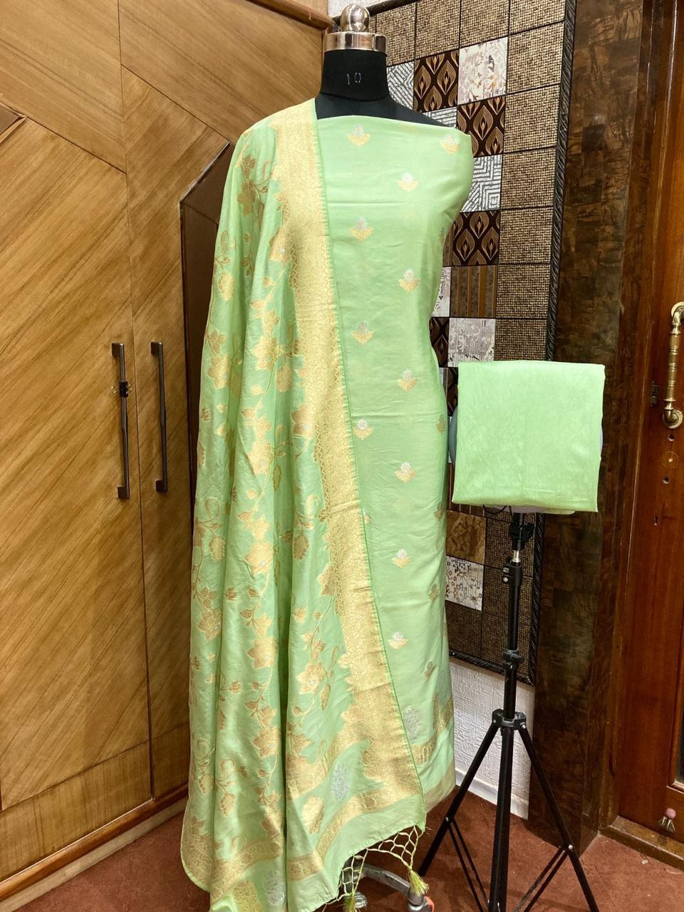 Handwoven Pista Green Banarasi Soft Silk Suit