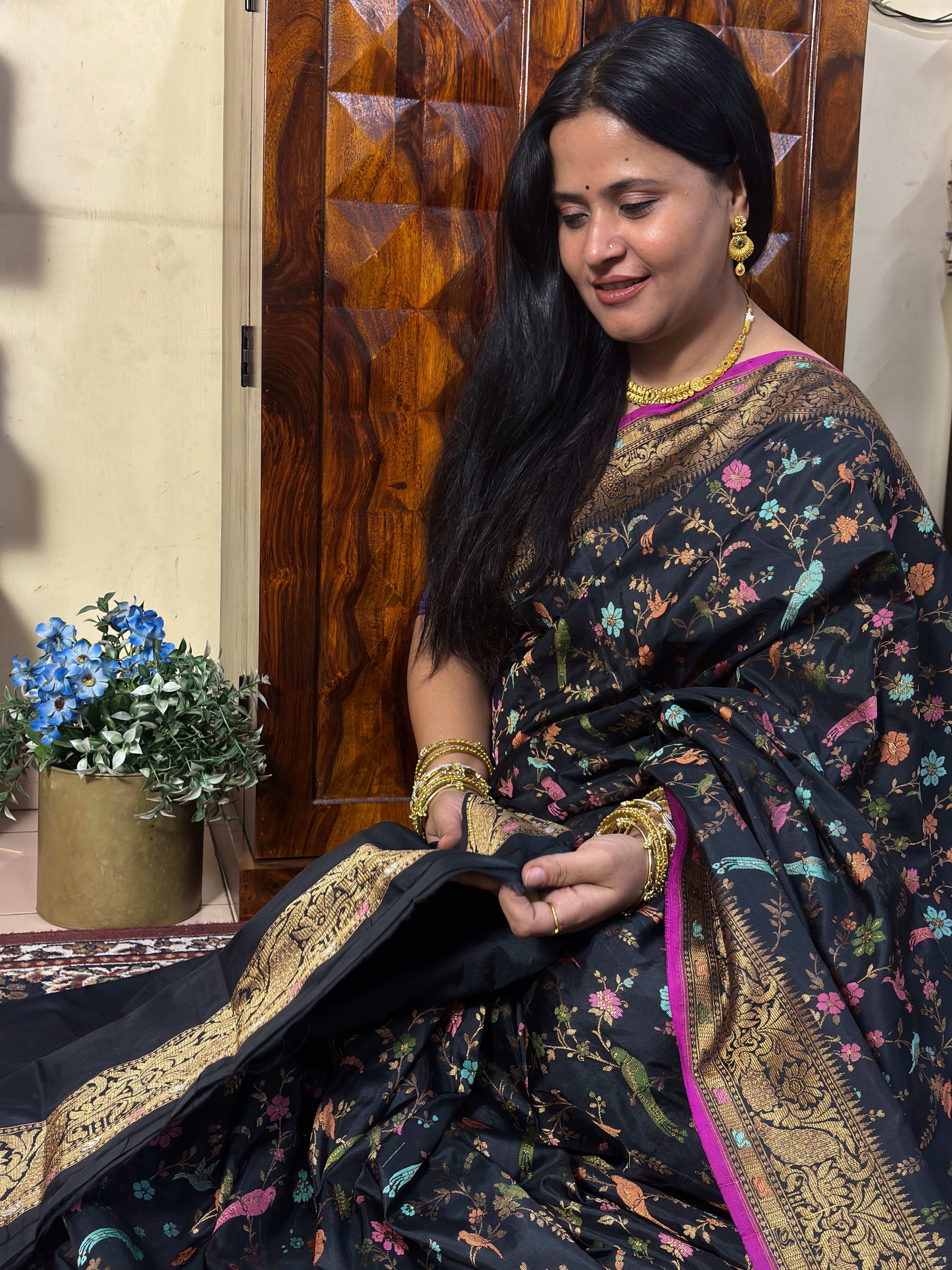 Handwoven Black Meenakari Motif Banarasi Katan Silk Saree