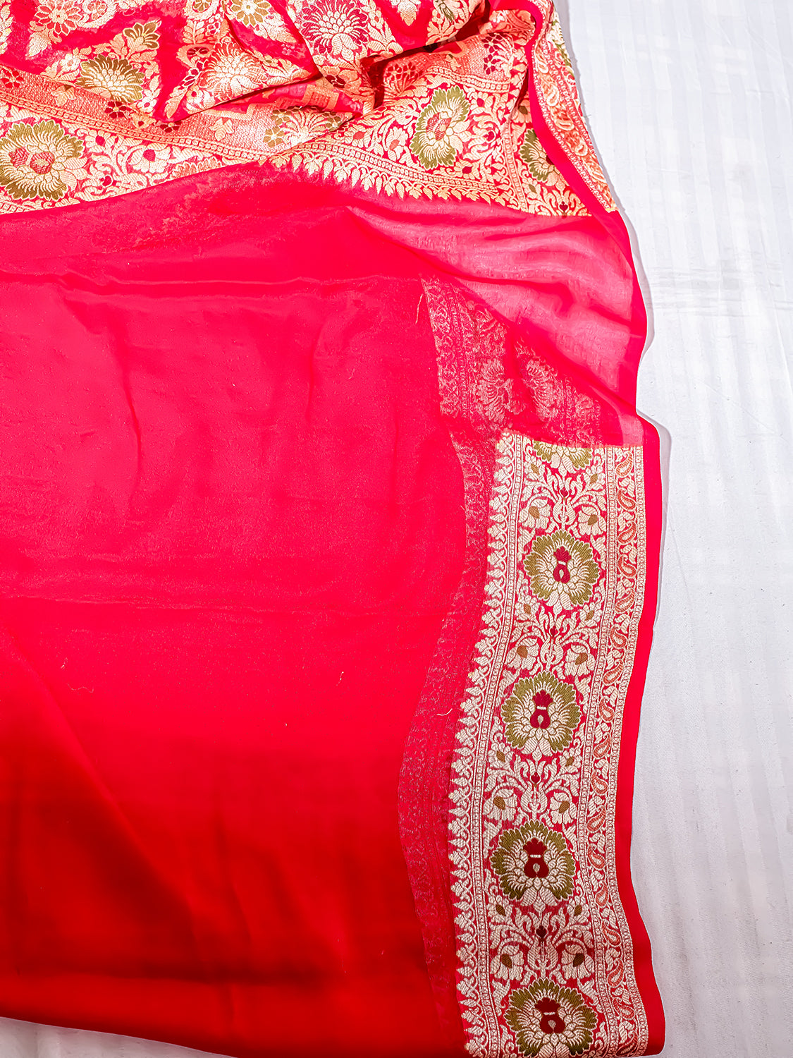 Handwoven Red Meenakari Banarasi Pure Chiffon Saree