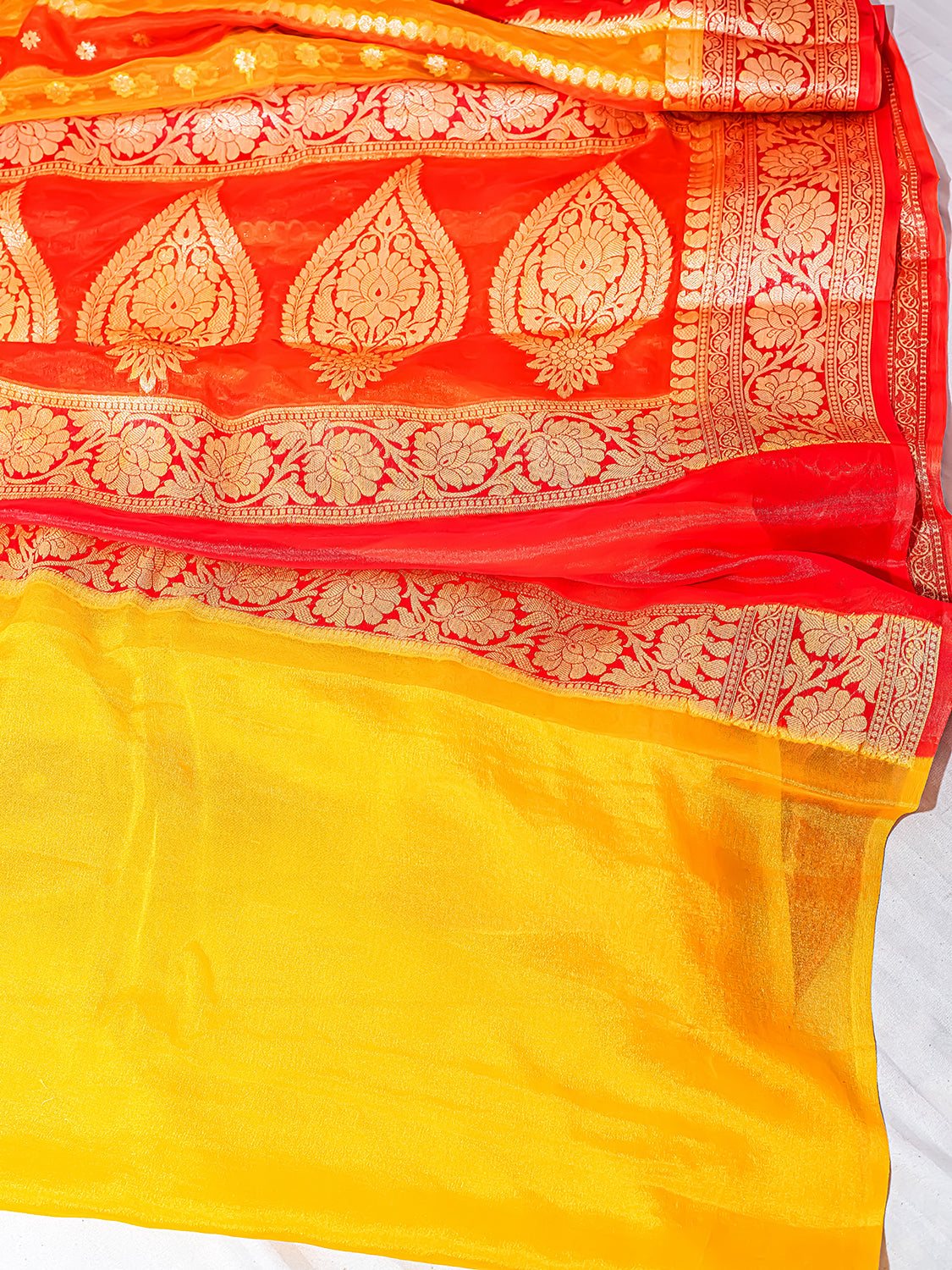 Handwoven Yellow Banarasi Pure Chiffon Saree
