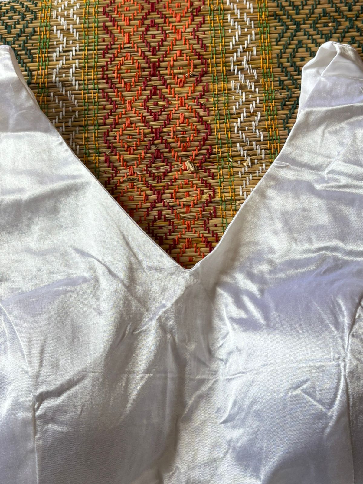 Handwoven Cream Colour Banarasi Pure Silk Stitched Blouse